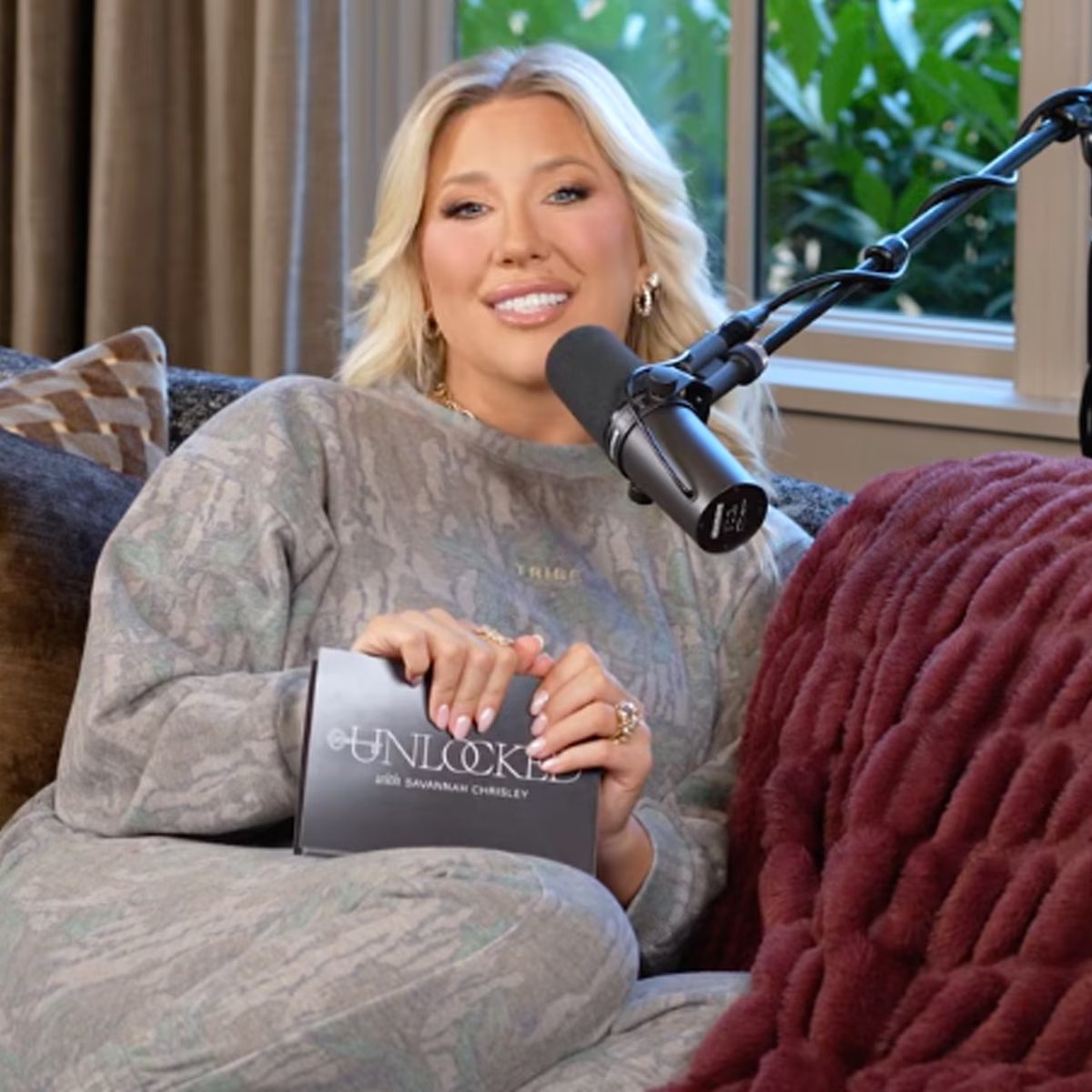 Pregnant Savannah Chrisley Defends Age Gap With Fiancé Jason